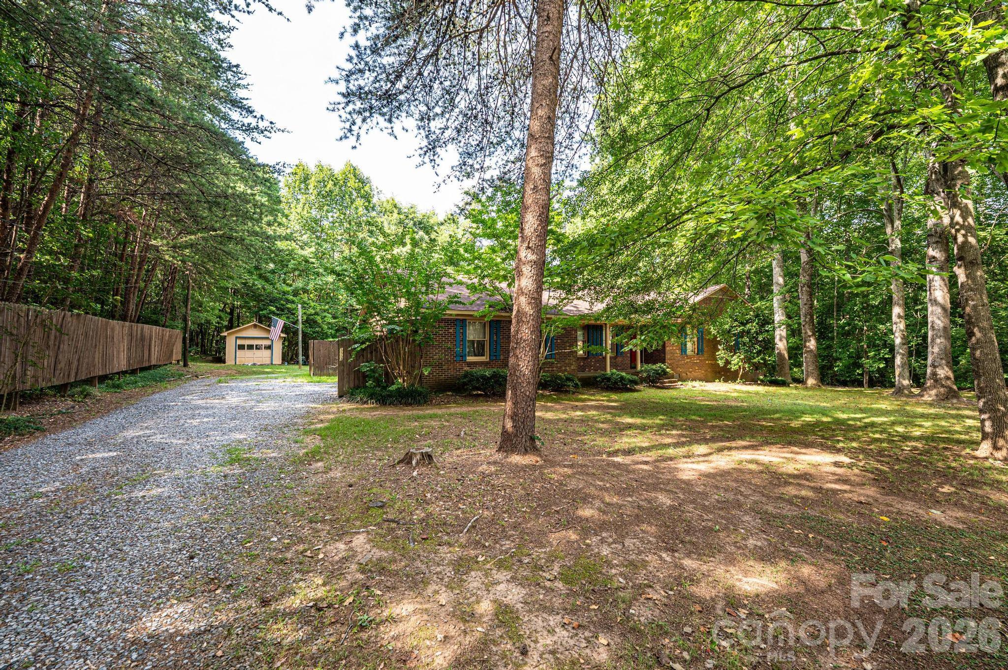 1113 Ponderosa Road — Lincolnton