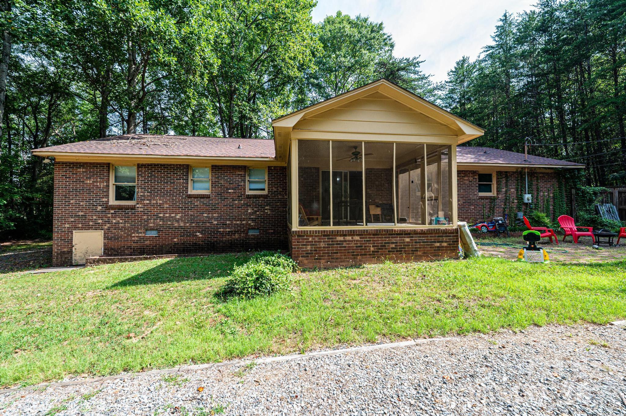 1113 Ponderosa Road — Lincolnton