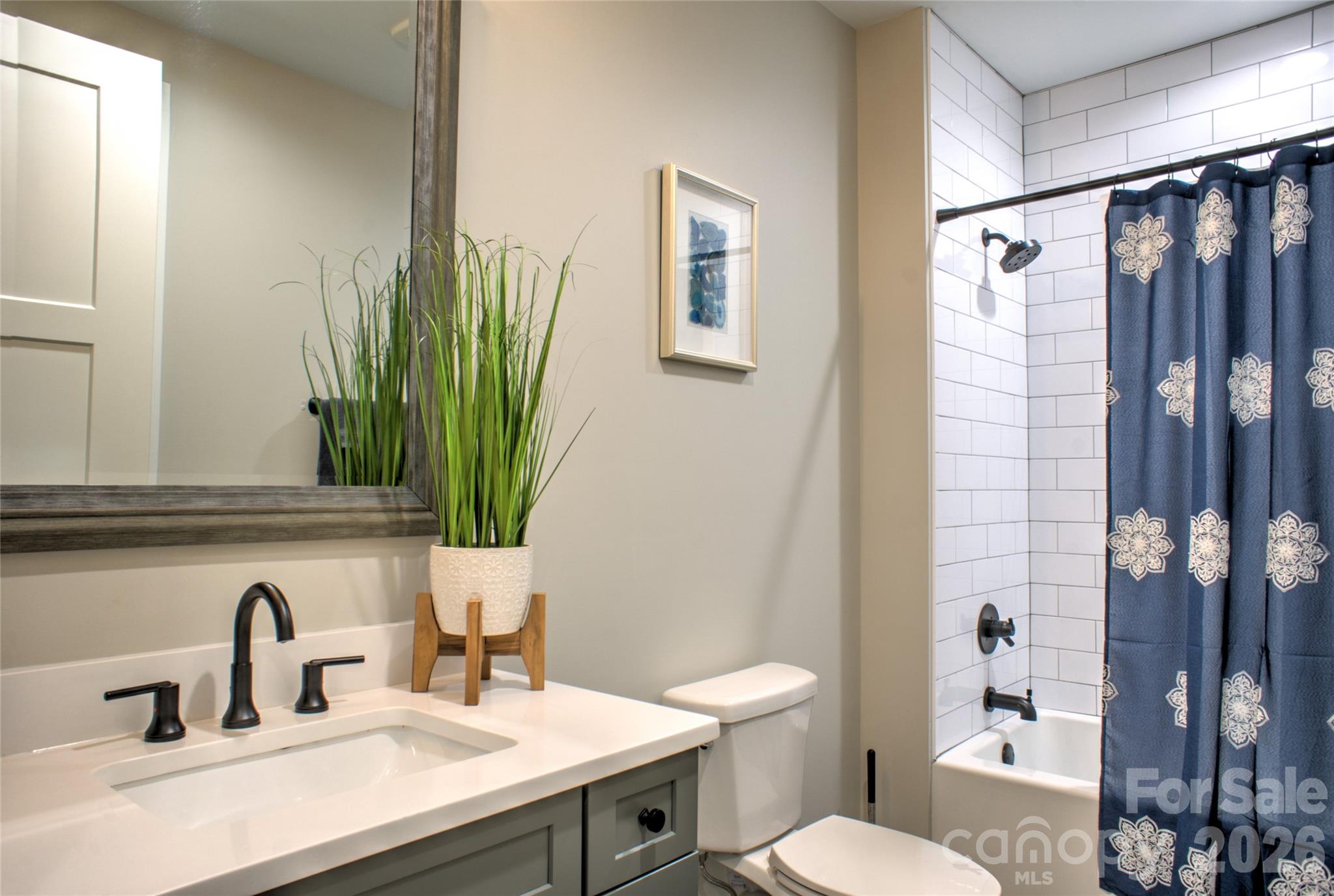 17 N Market Street #202 — Asheville