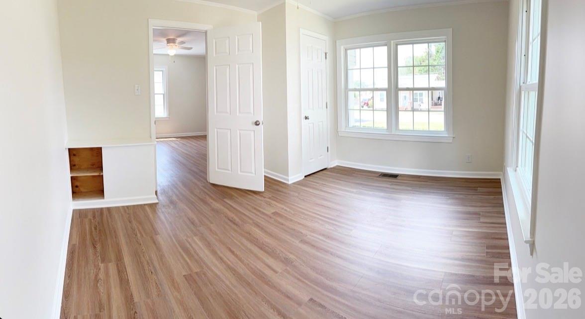 2827 E Long Avenue — Gastonia