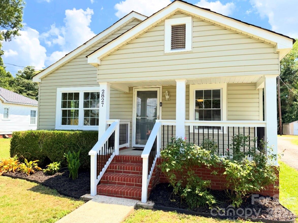 2827 E Long Avenue — Gastonia