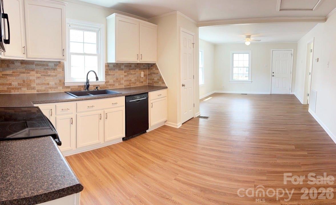 2827 E Long Avenue — Gastonia