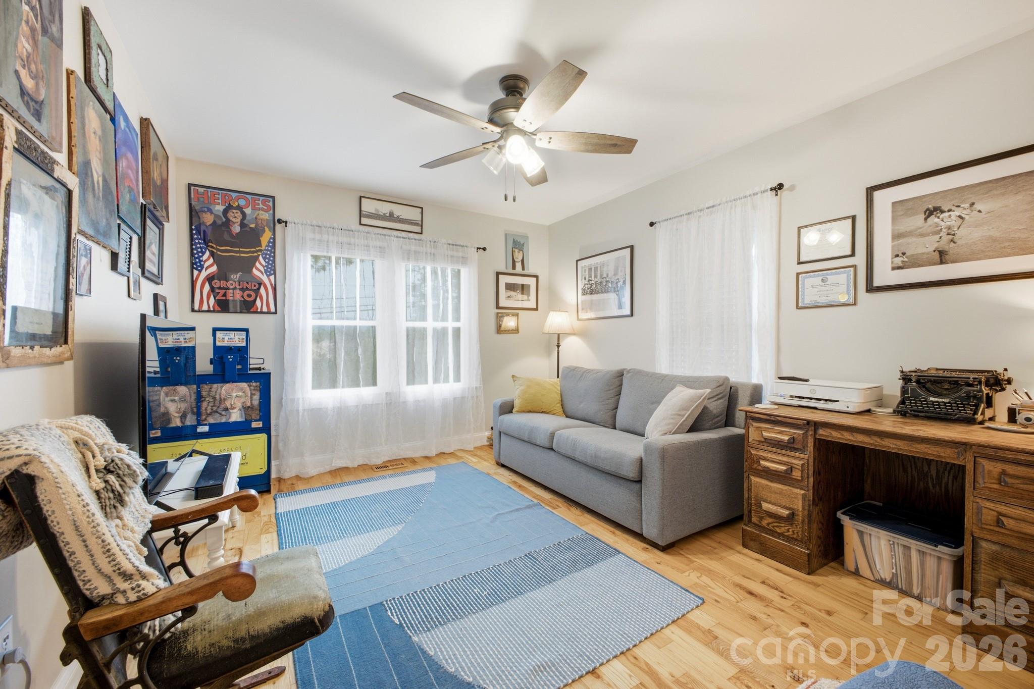 1207 Willow Road — Hendersonville