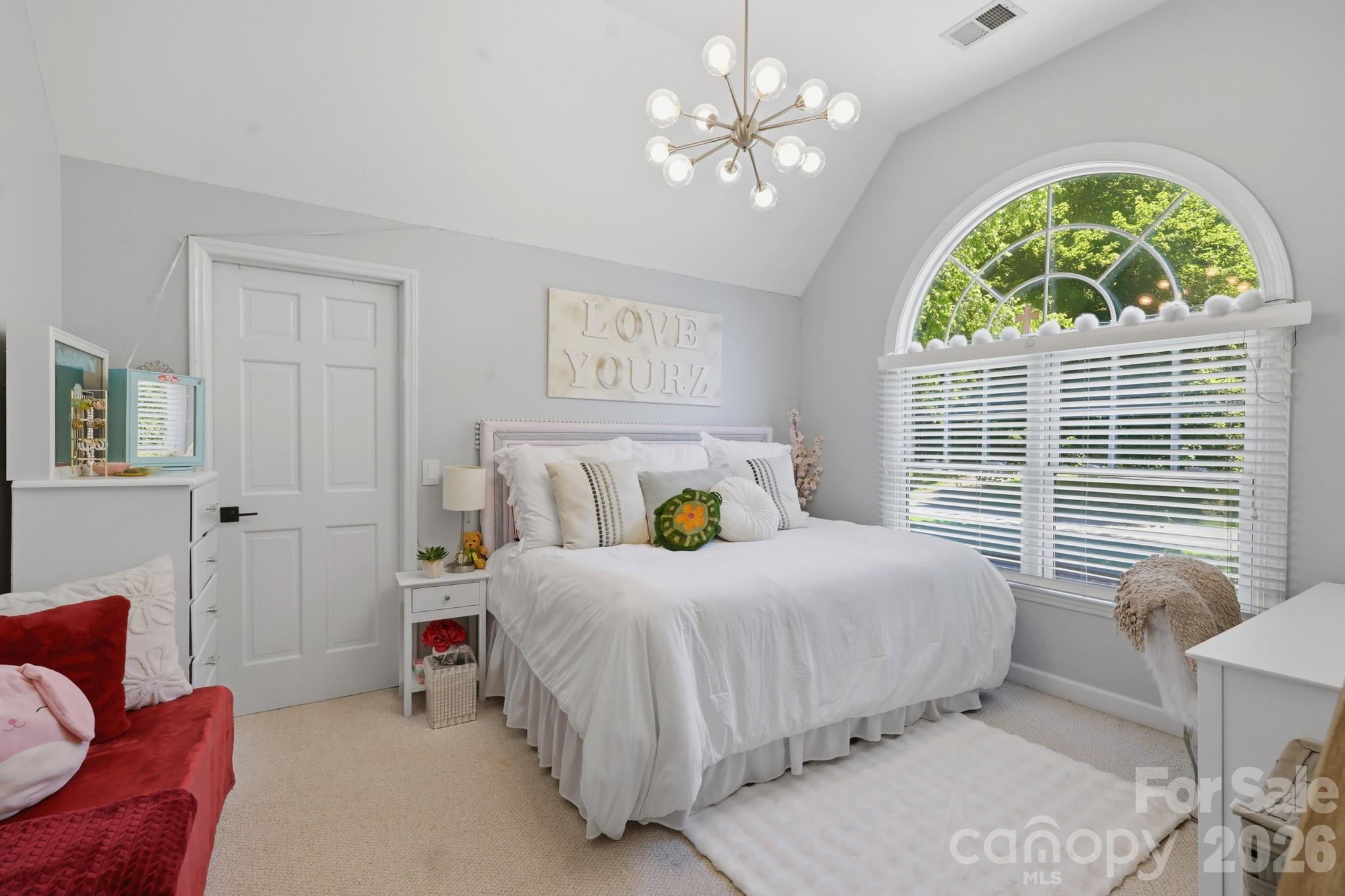 358 Olde Charter Circle #8 — Jefferson
