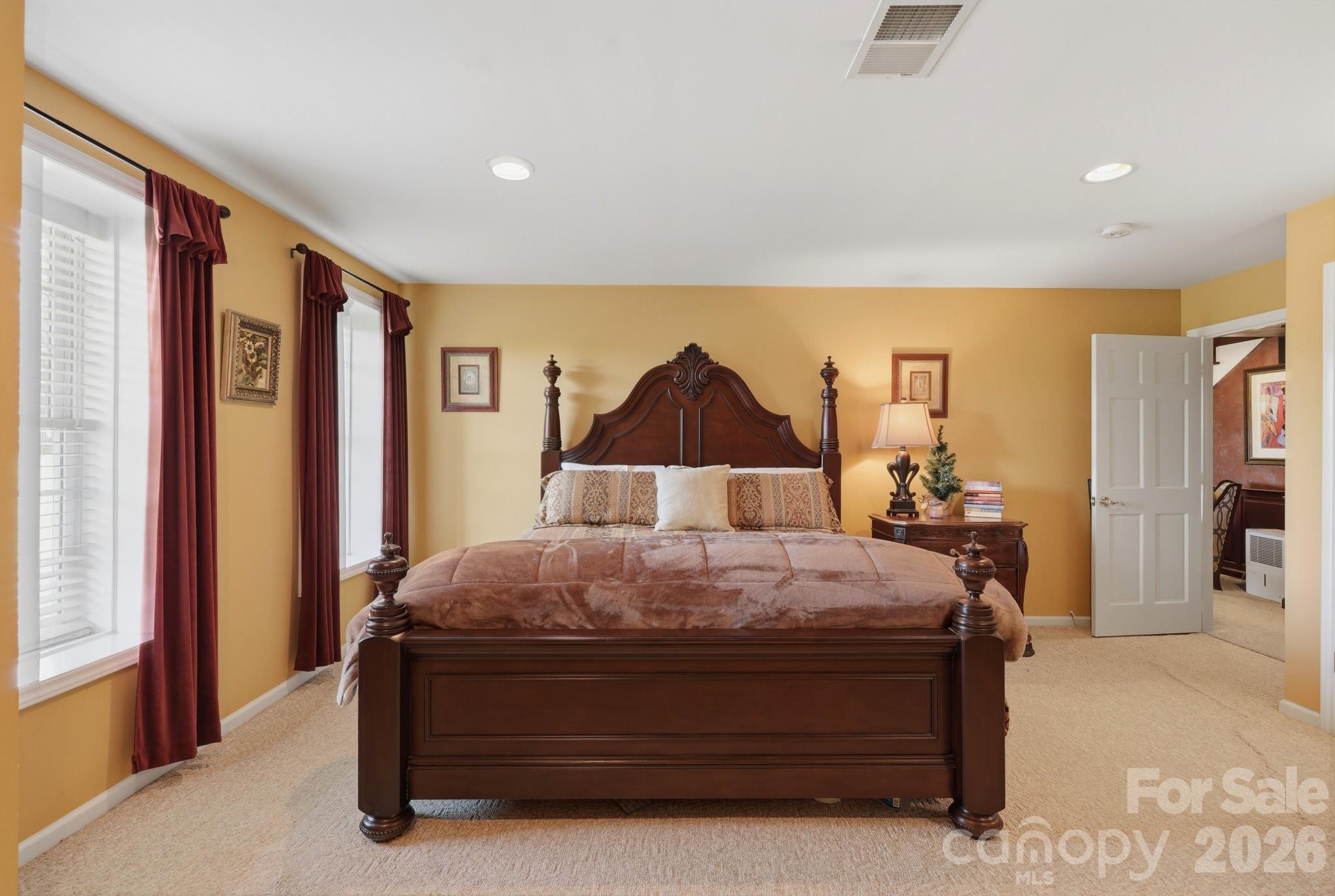 358 Olde Charter Circle #8 — Jefferson