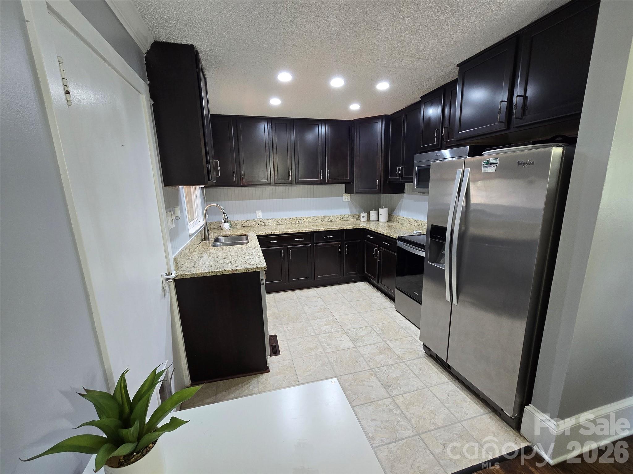 2493 Oakwood Circle — Rock Hill