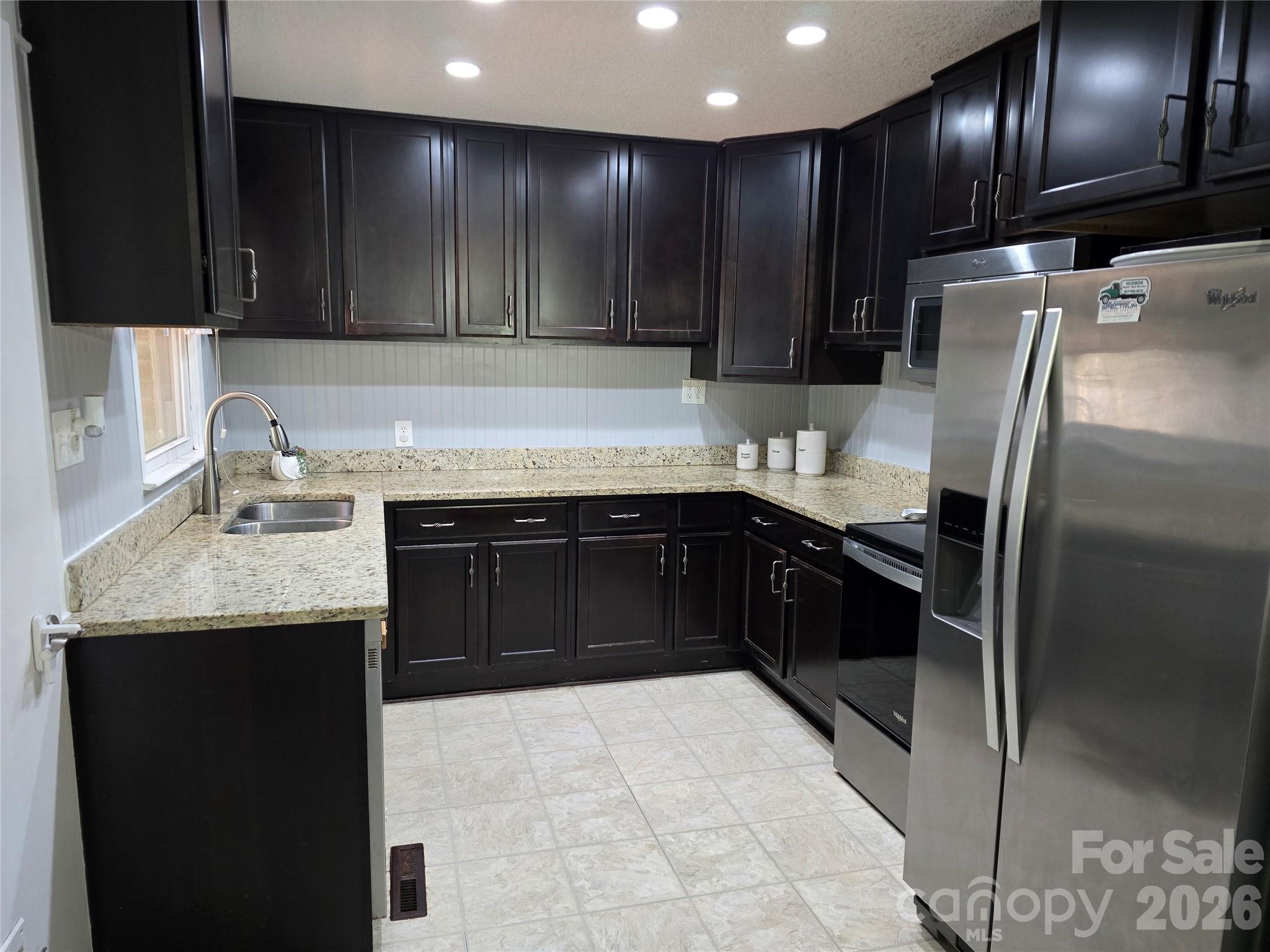 2493 Oakwood Circle — Rock Hill