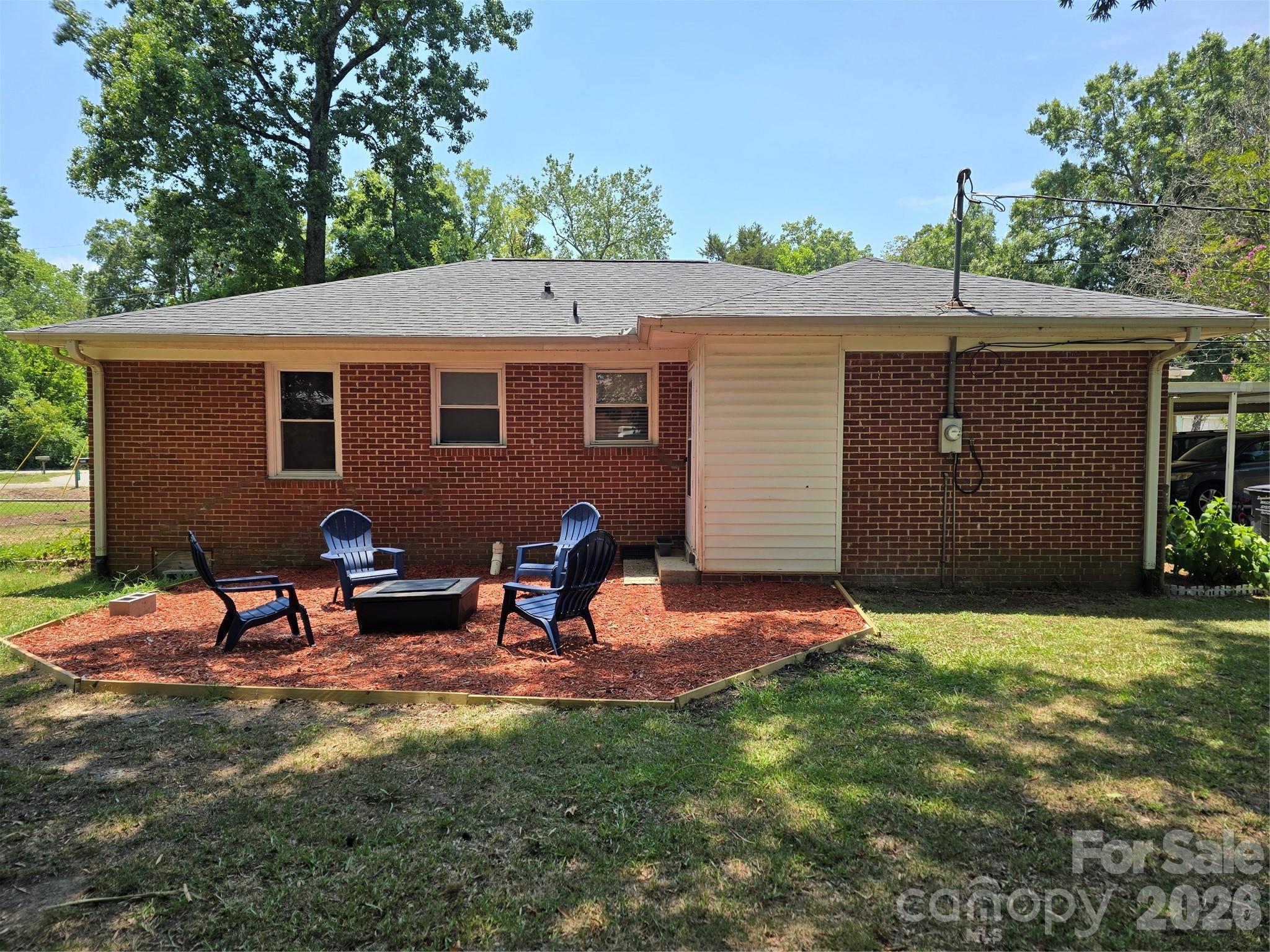2493 Oakwood Circle — Rock Hill