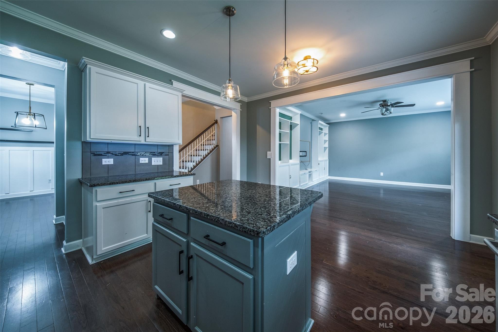 2134 Gillette Drive — Clover