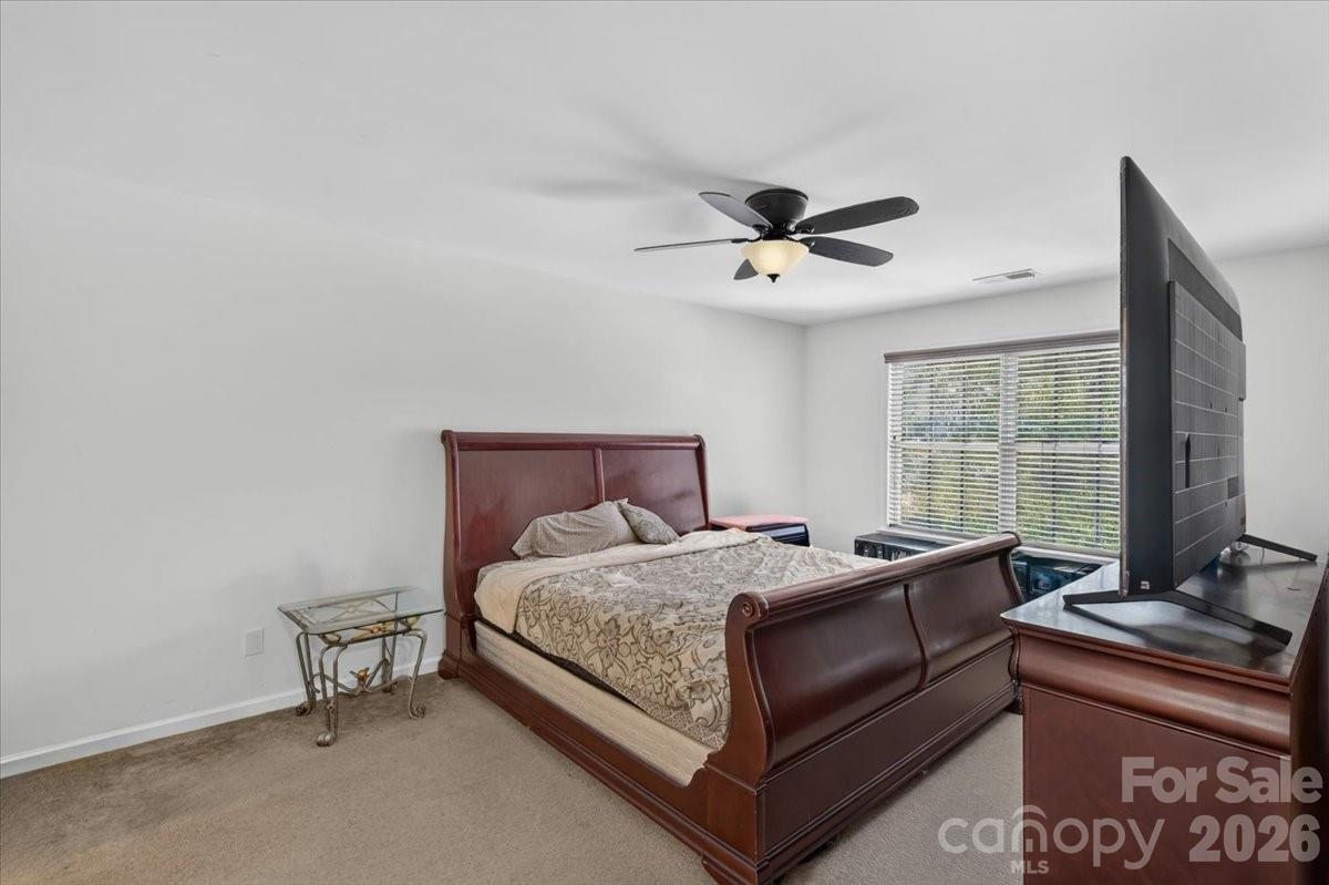 3323 Mortemer Lane — Charlotte