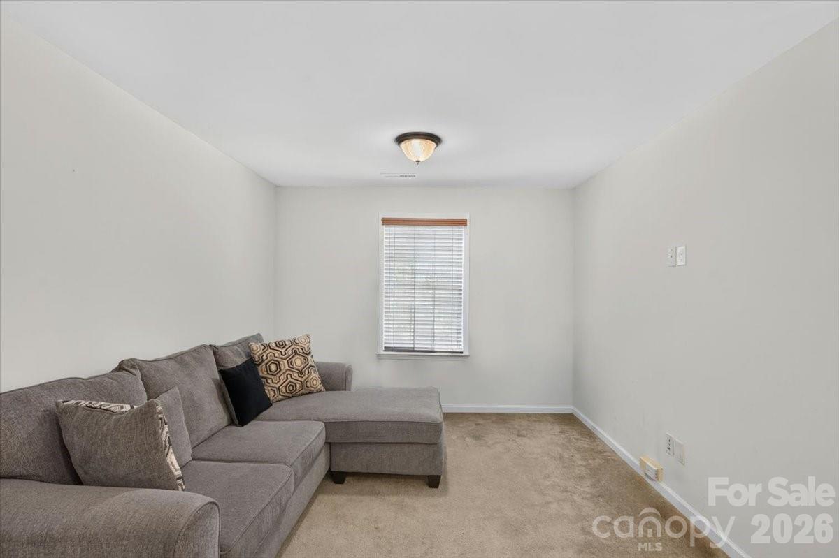 3323 Mortemer Lane — Charlotte