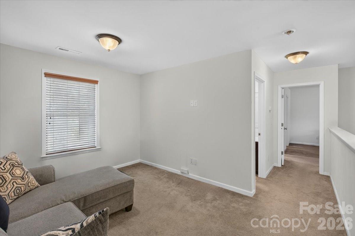 3323 Mortemer Lane — Charlotte