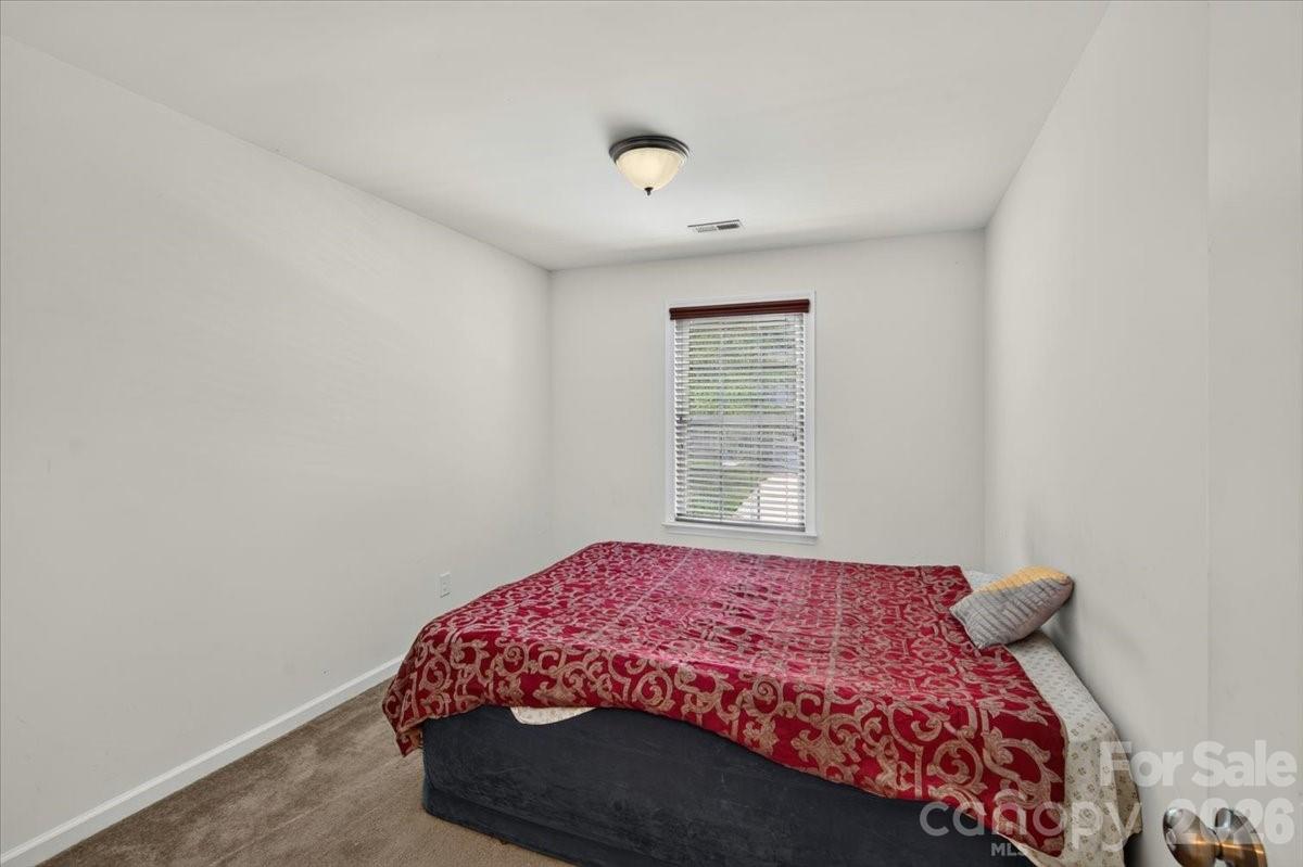 3323 Mortemer Lane — Charlotte