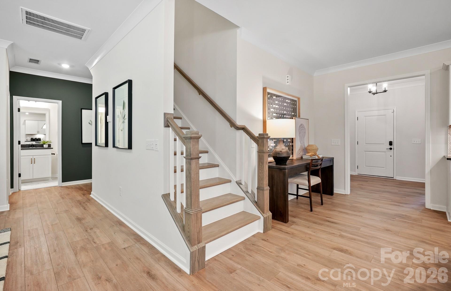 12049 Bradshaw Court — Charlotte