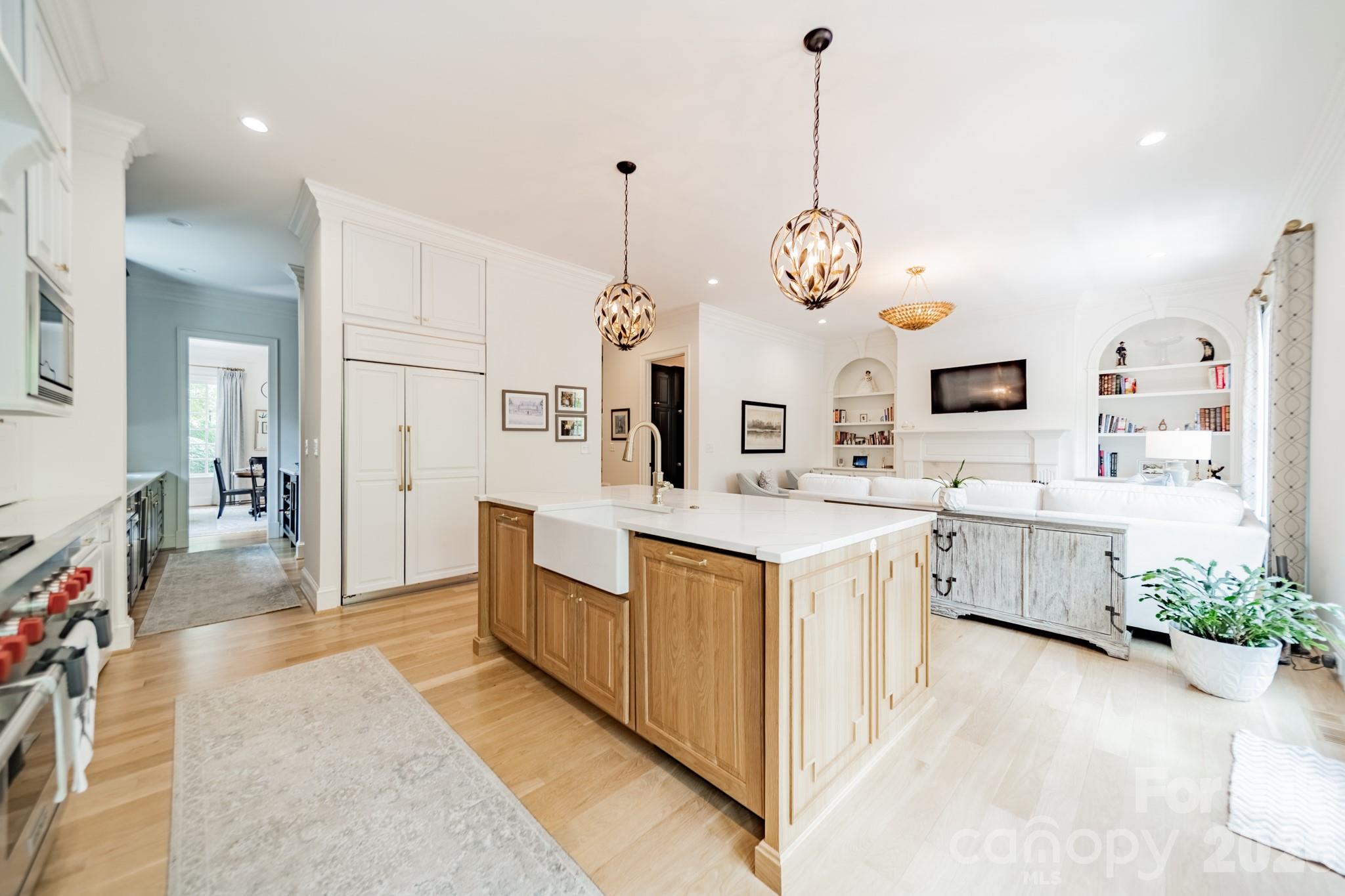 5110 Oxford Crescent Court — Charlotte