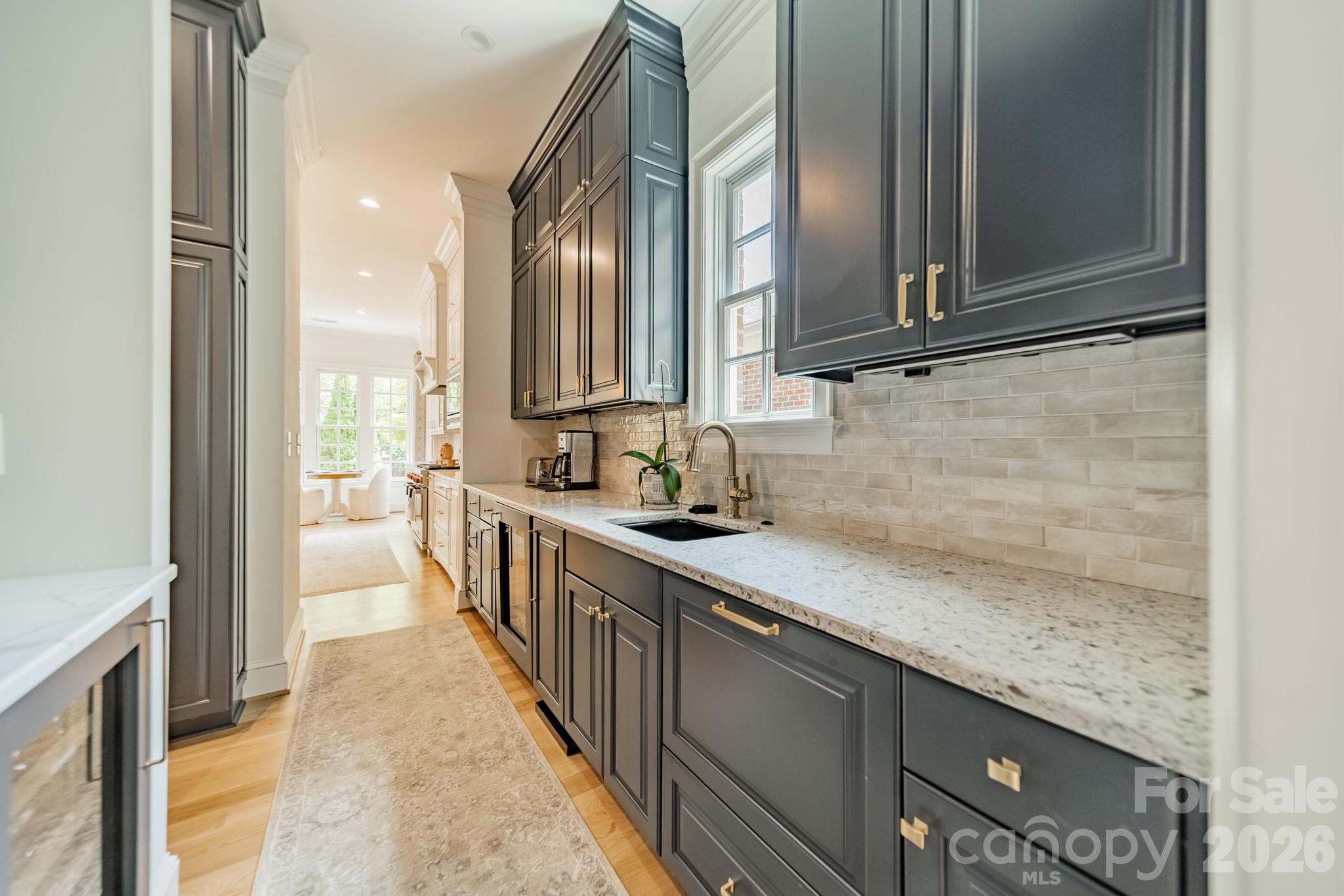 5110 Oxford Crescent Court — Charlotte