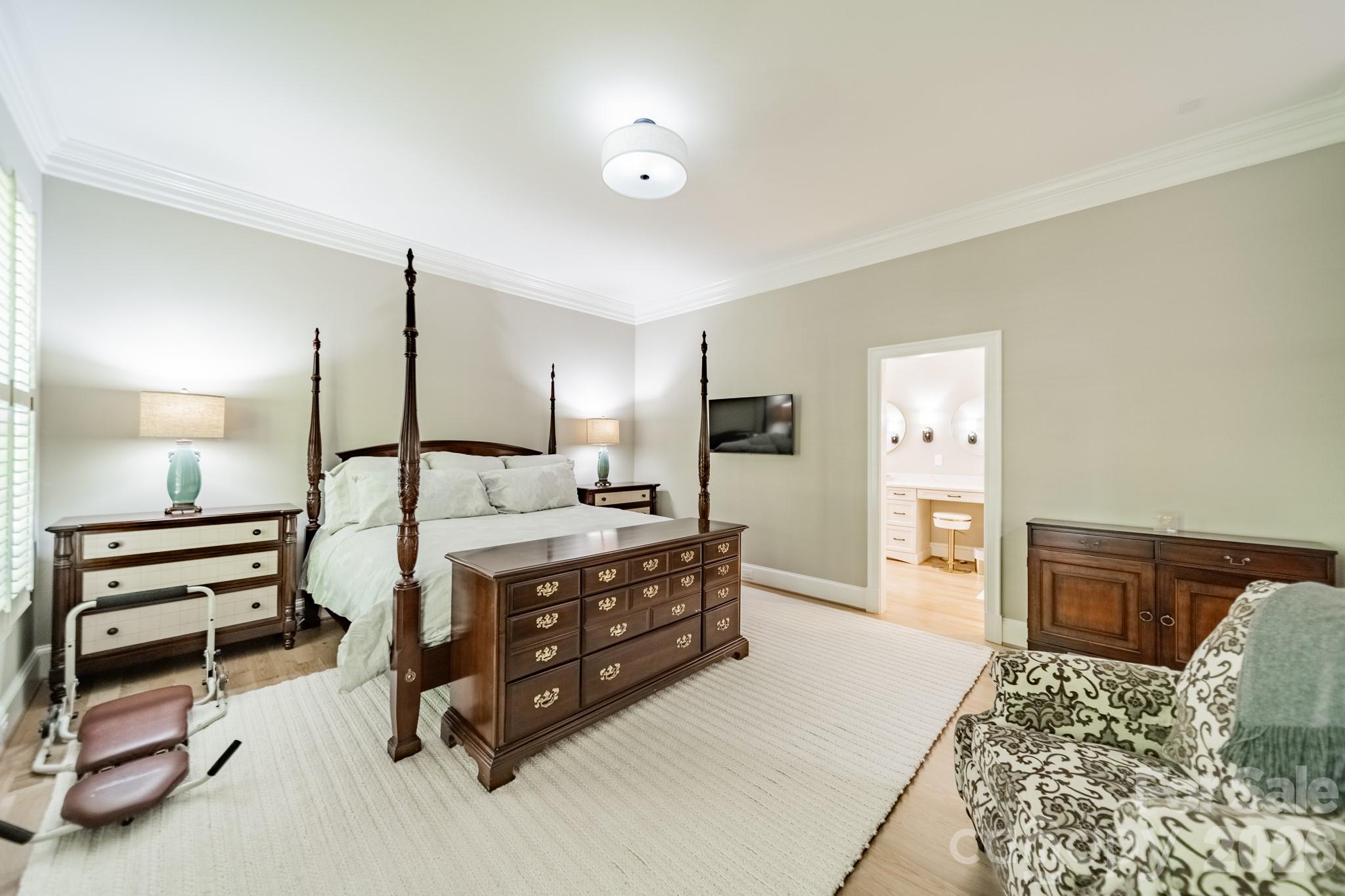 5110 Oxford Crescent Court — Charlotte
