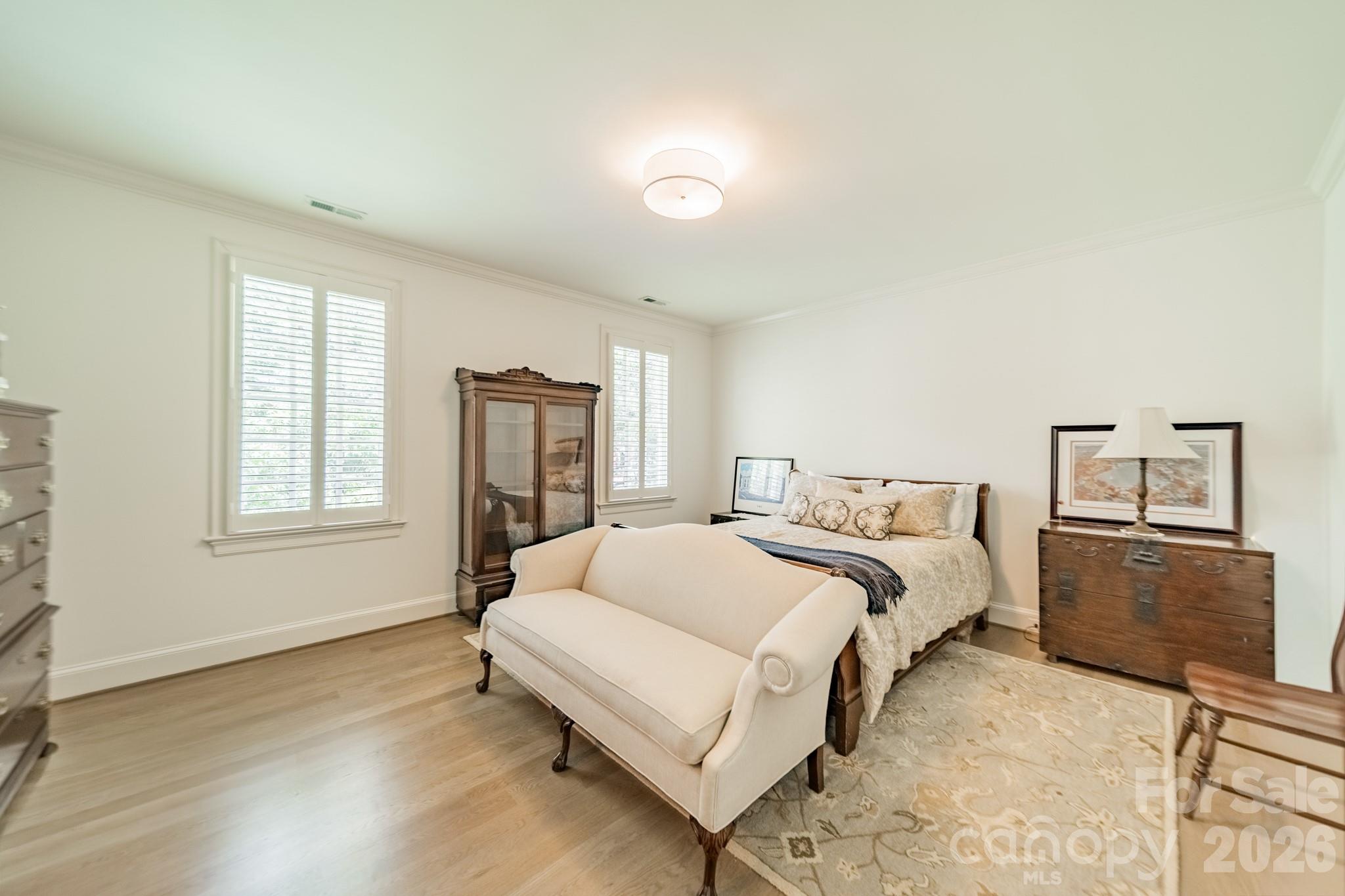 5110 Oxford Crescent Court — Charlotte