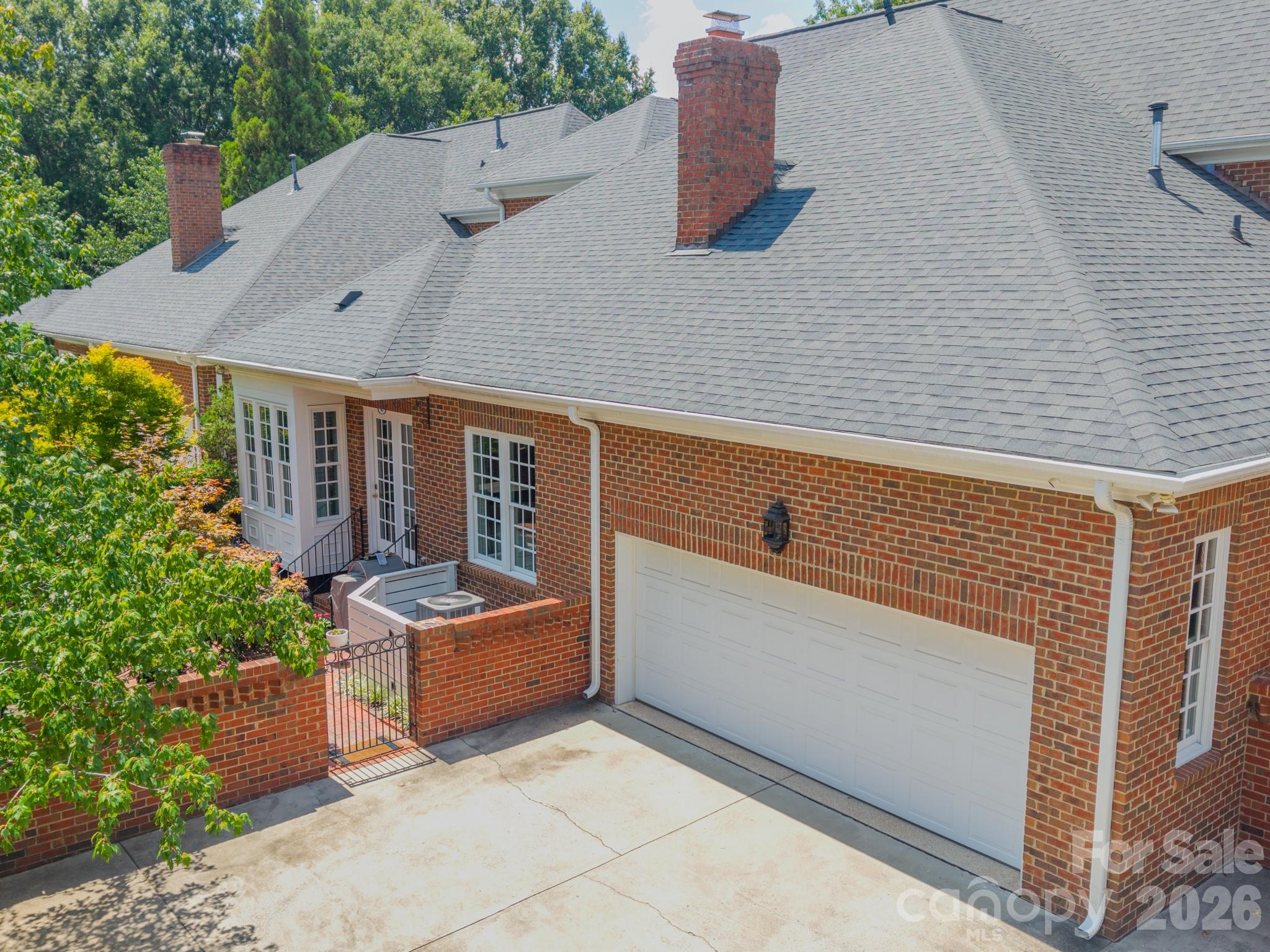 5110 Oxford Crescent Court — Charlotte