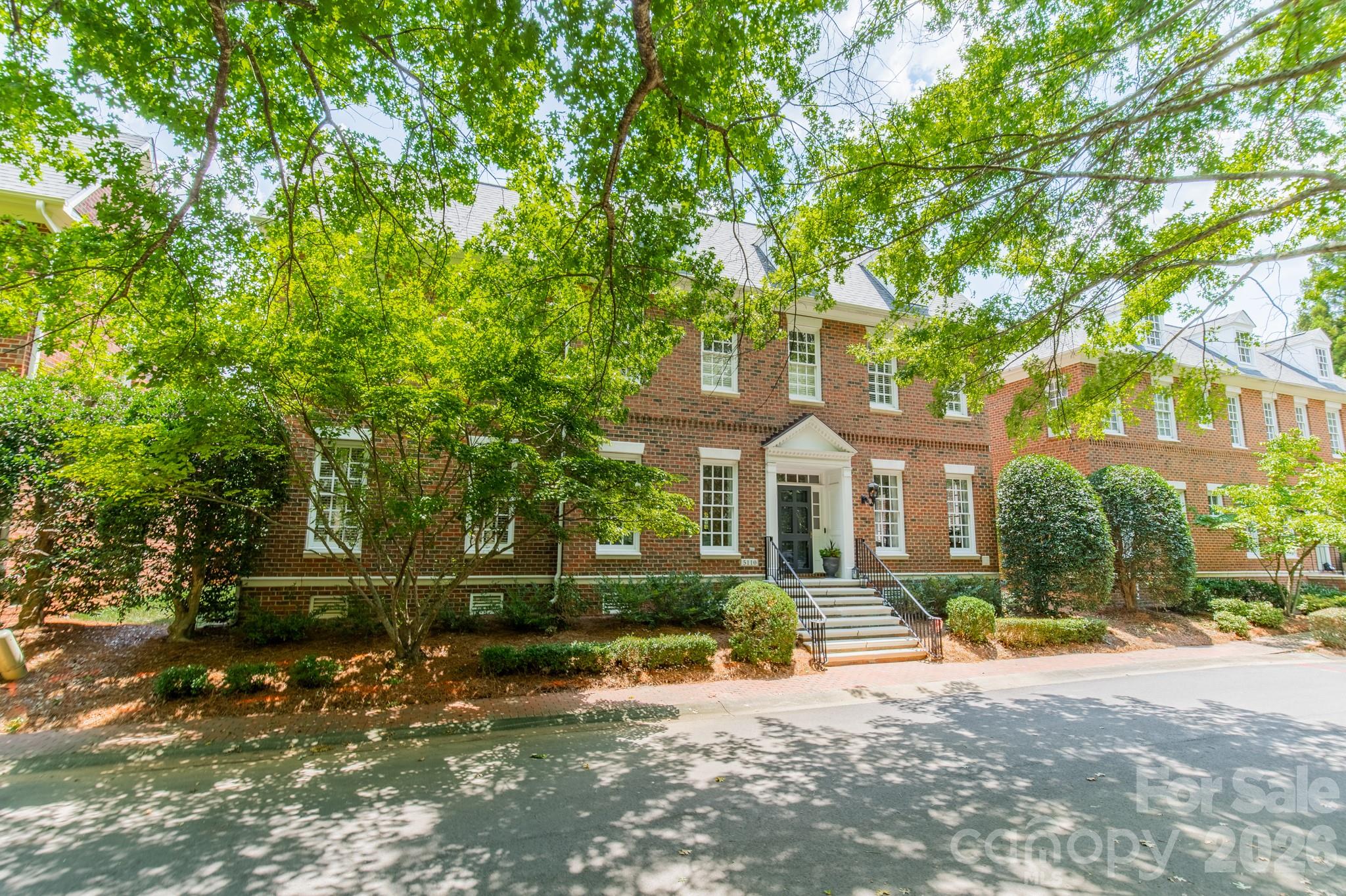 5110 Oxford Crescent Court — Charlotte