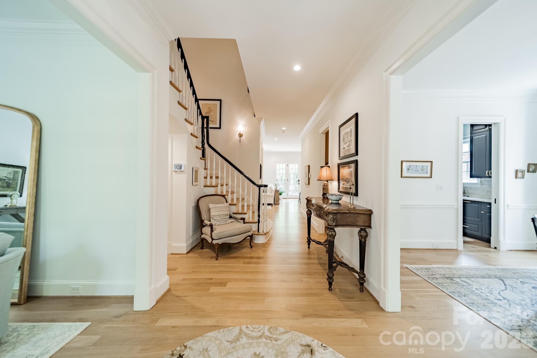 5110 Oxford Crescent Court — Charlotte