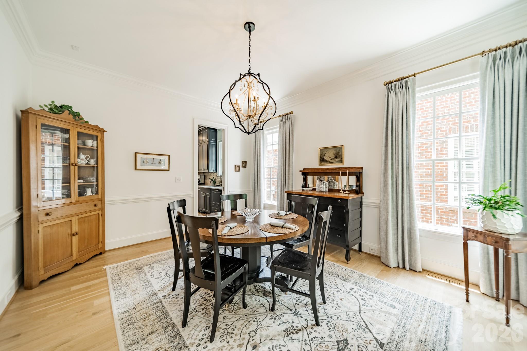 5110 Oxford Crescent Court — Charlotte
