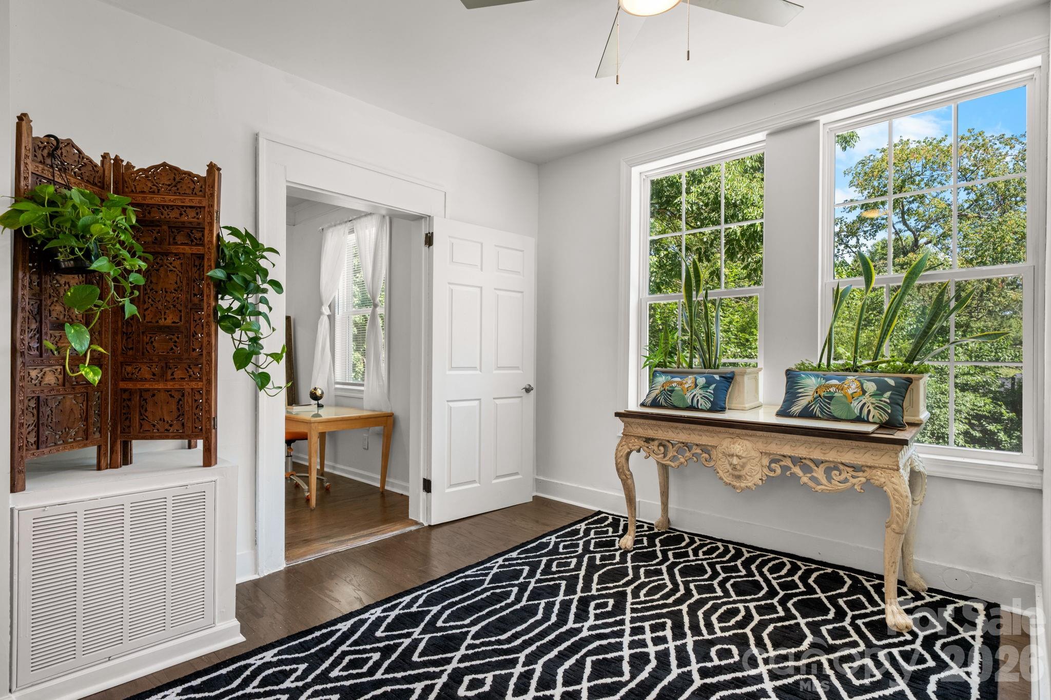 1407 Mimosa Lane NW — Lenoir