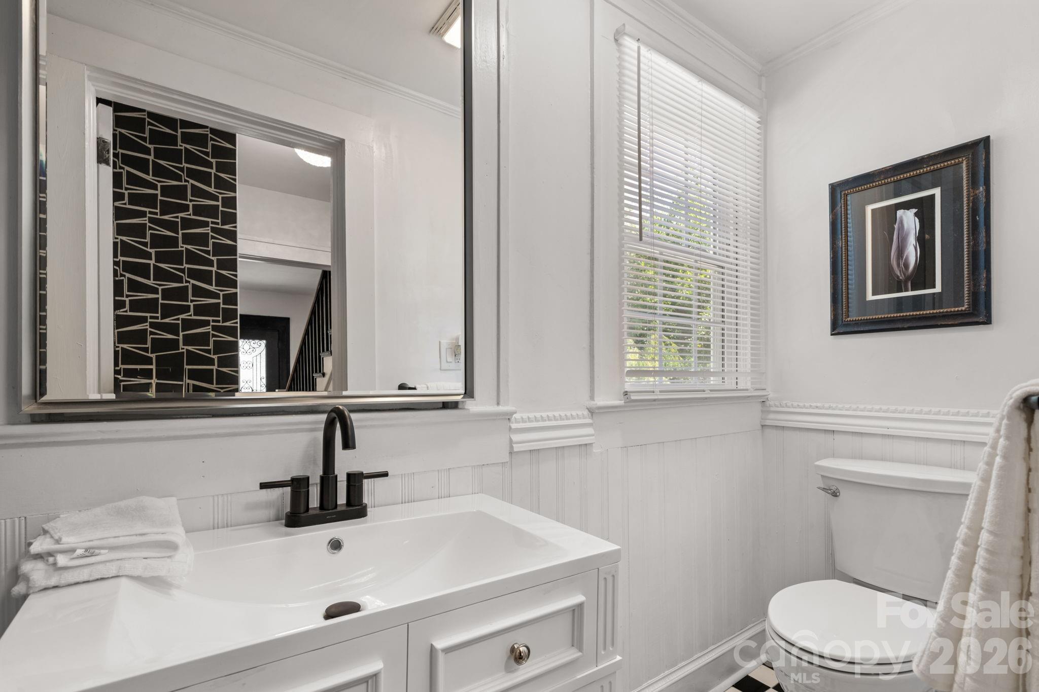 1407 Mimosa Lane NW — Lenoir