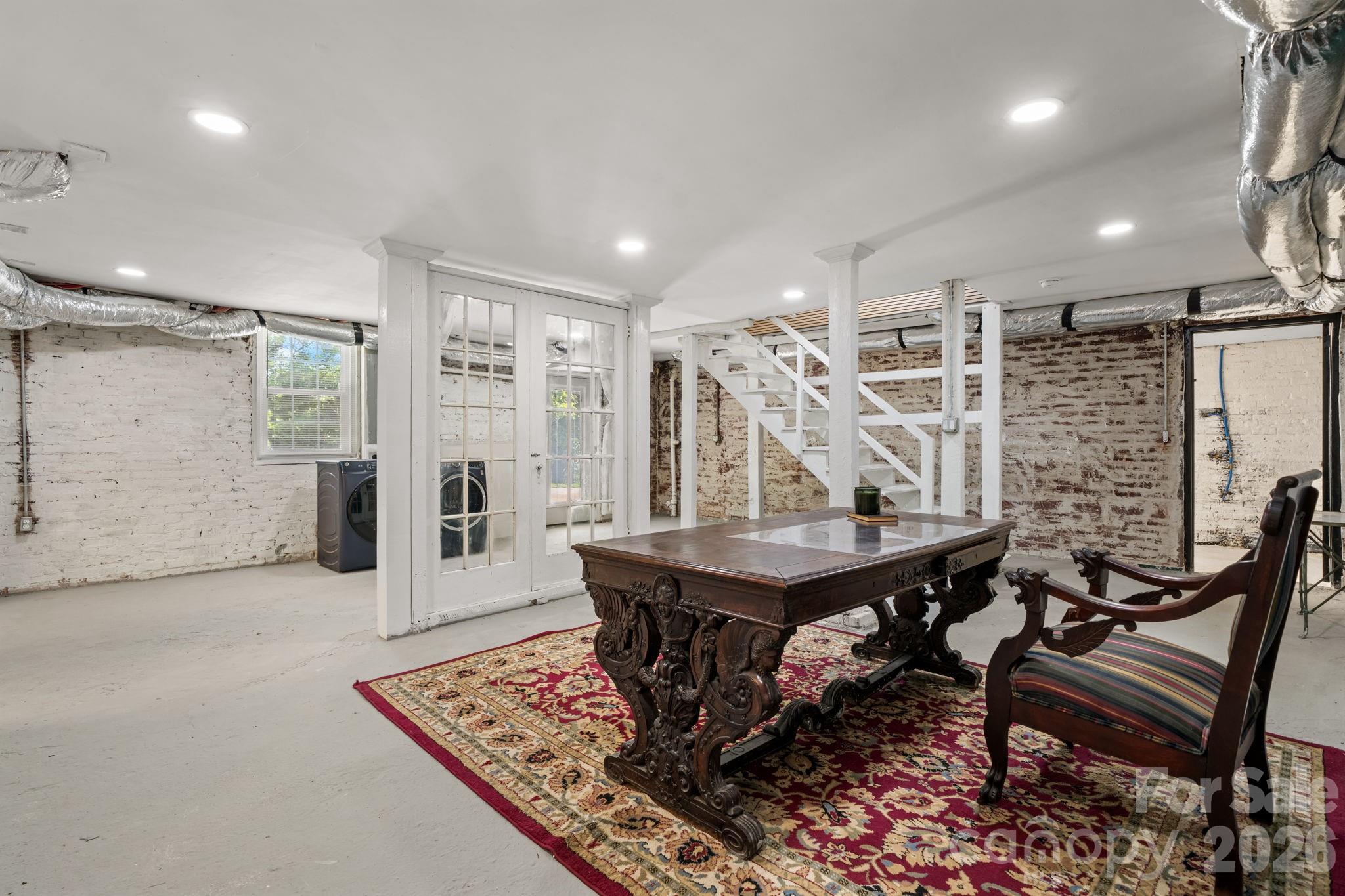 1407 Mimosa Lane NW — Lenoir