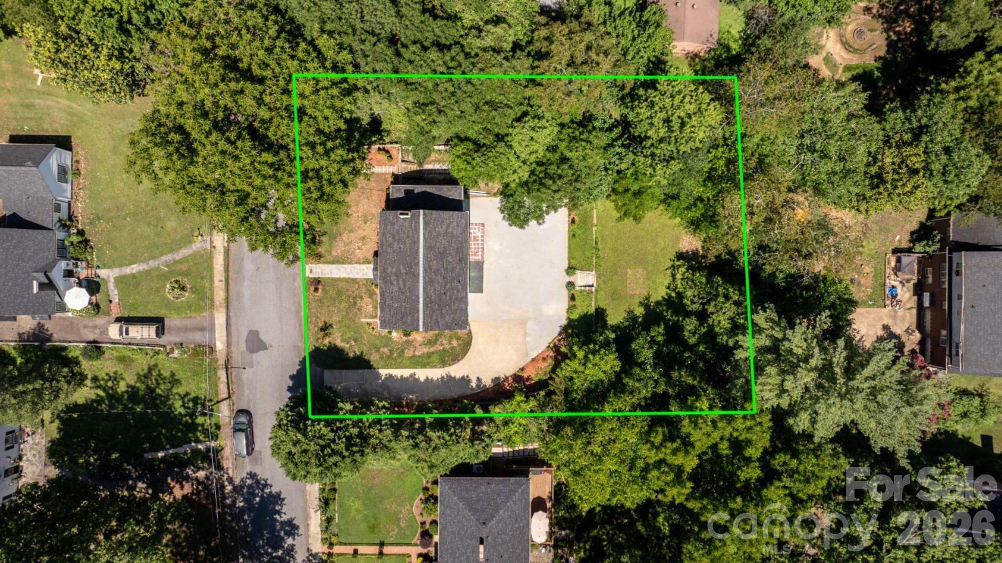 1407 Mimosa Lane NW — Lenoir