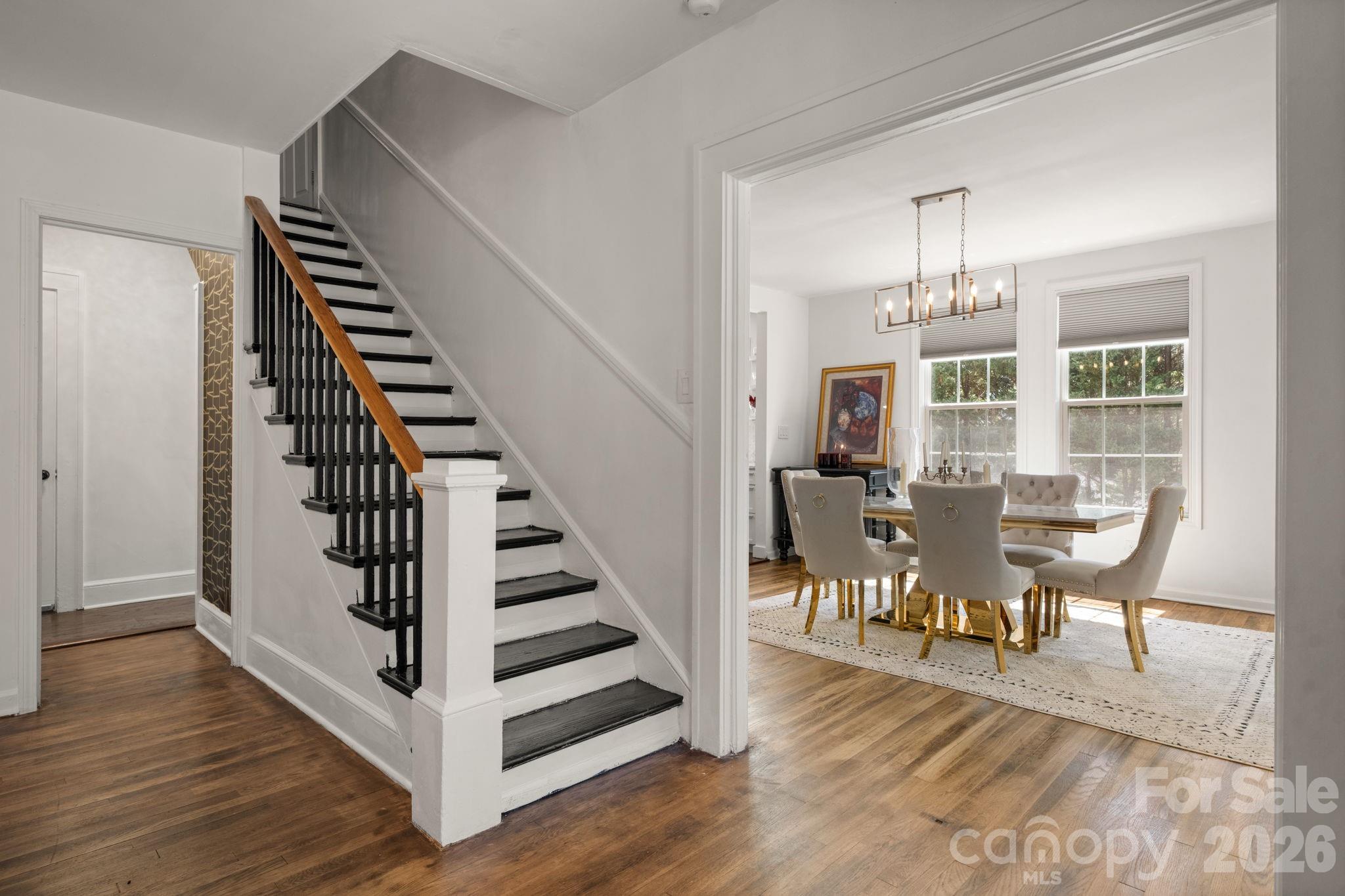 1407 Mimosa Lane NW — Lenoir