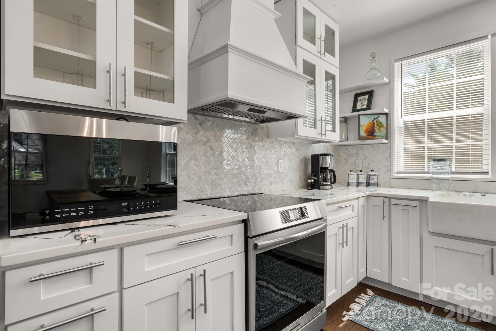 1407 Mimosa Lane NW — Lenoir
