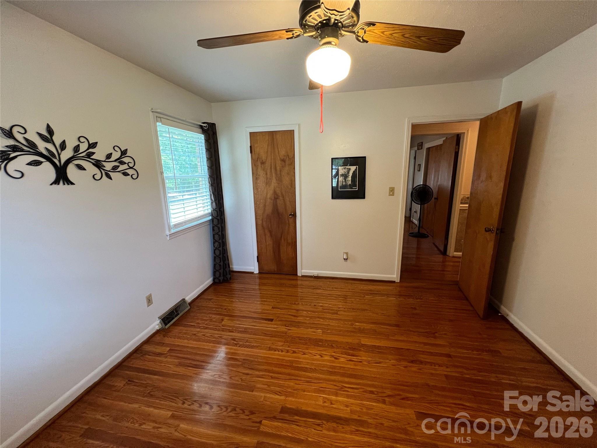 1210 Belwood Lawndale Road — Lawndale