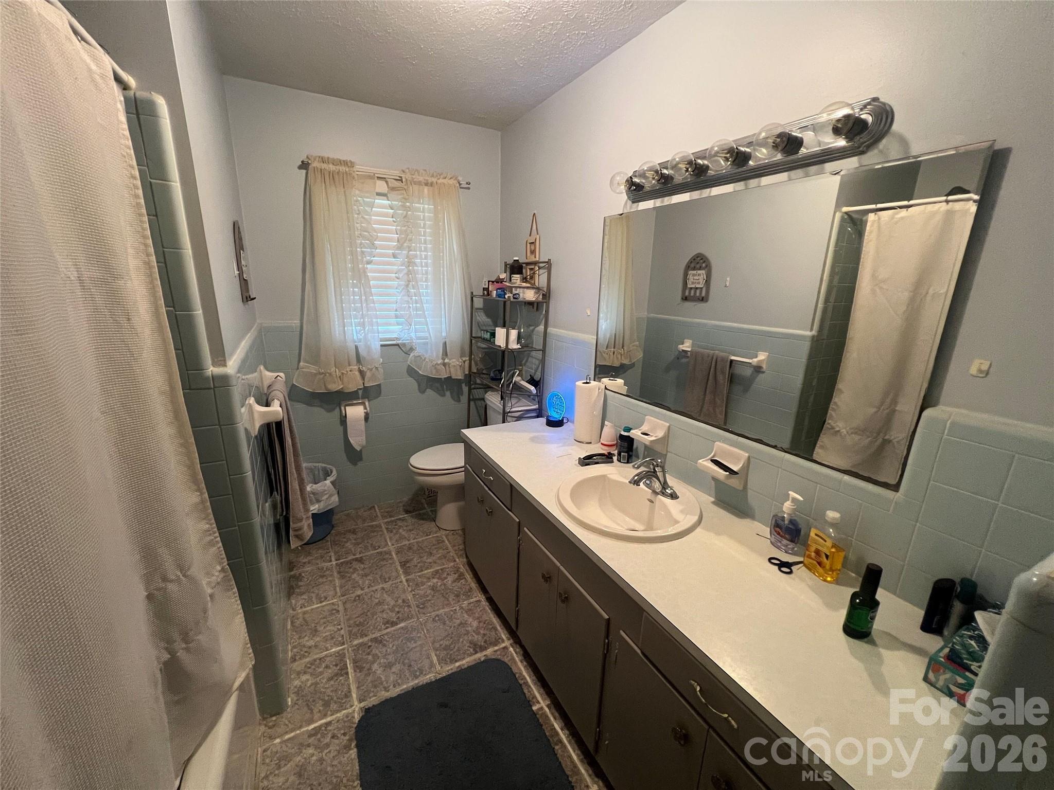 1210 Belwood Lawndale Road — Lawndale