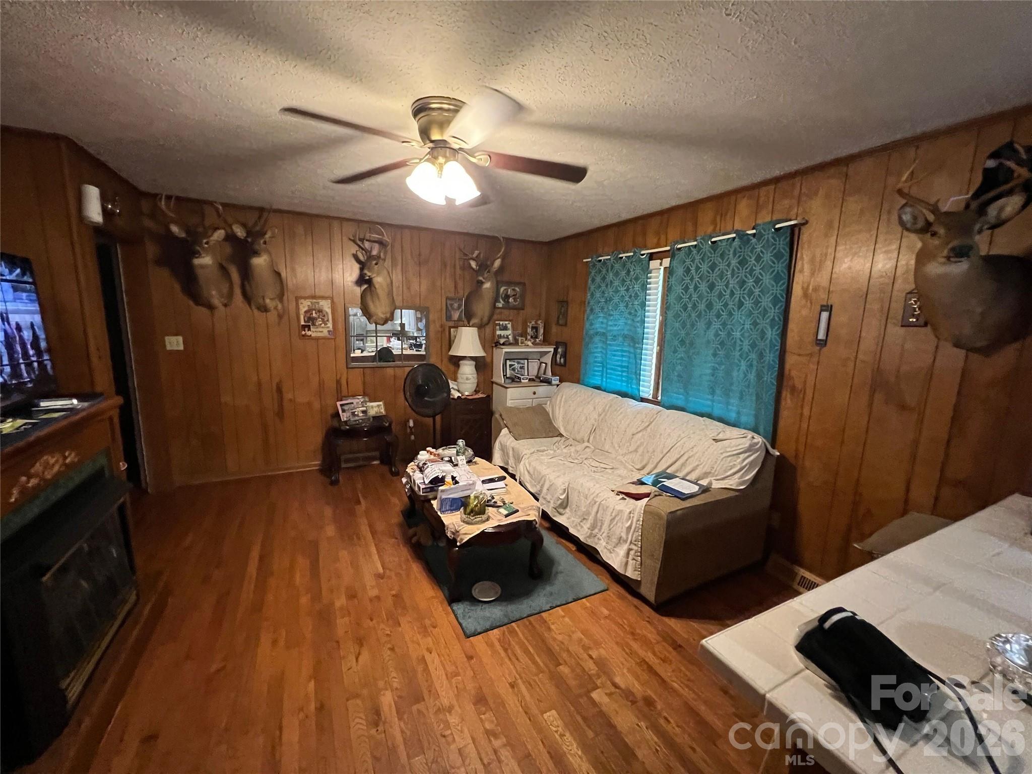 1210 Belwood Lawndale Road — Lawndale