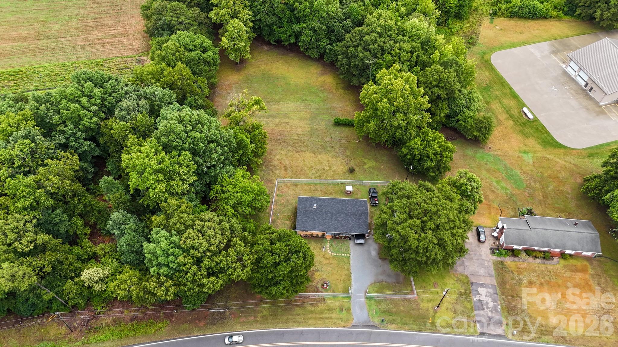 1210 Belwood Lawndale Road — Lawndale