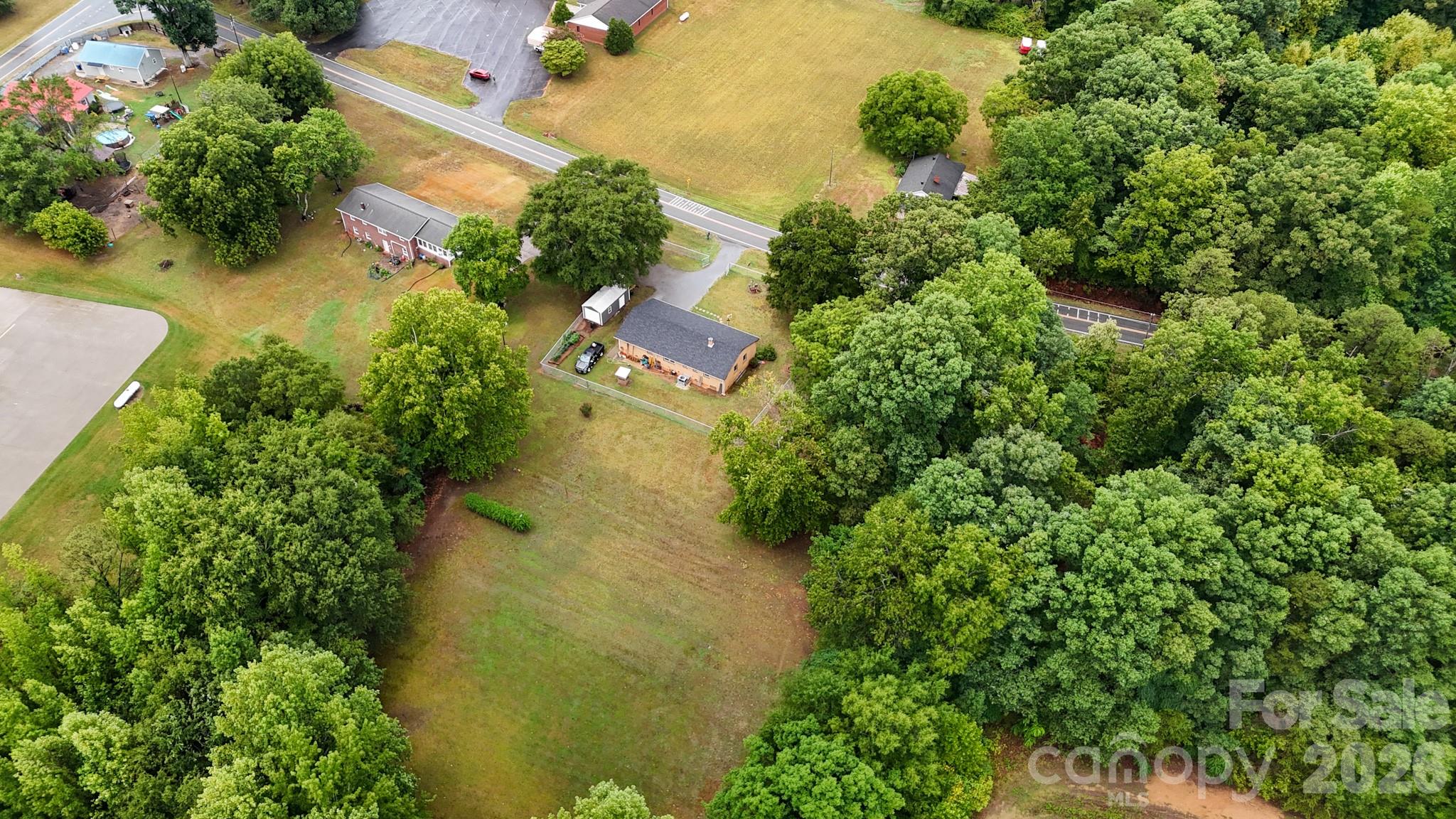 1210 Belwood Lawndale Road — Lawndale