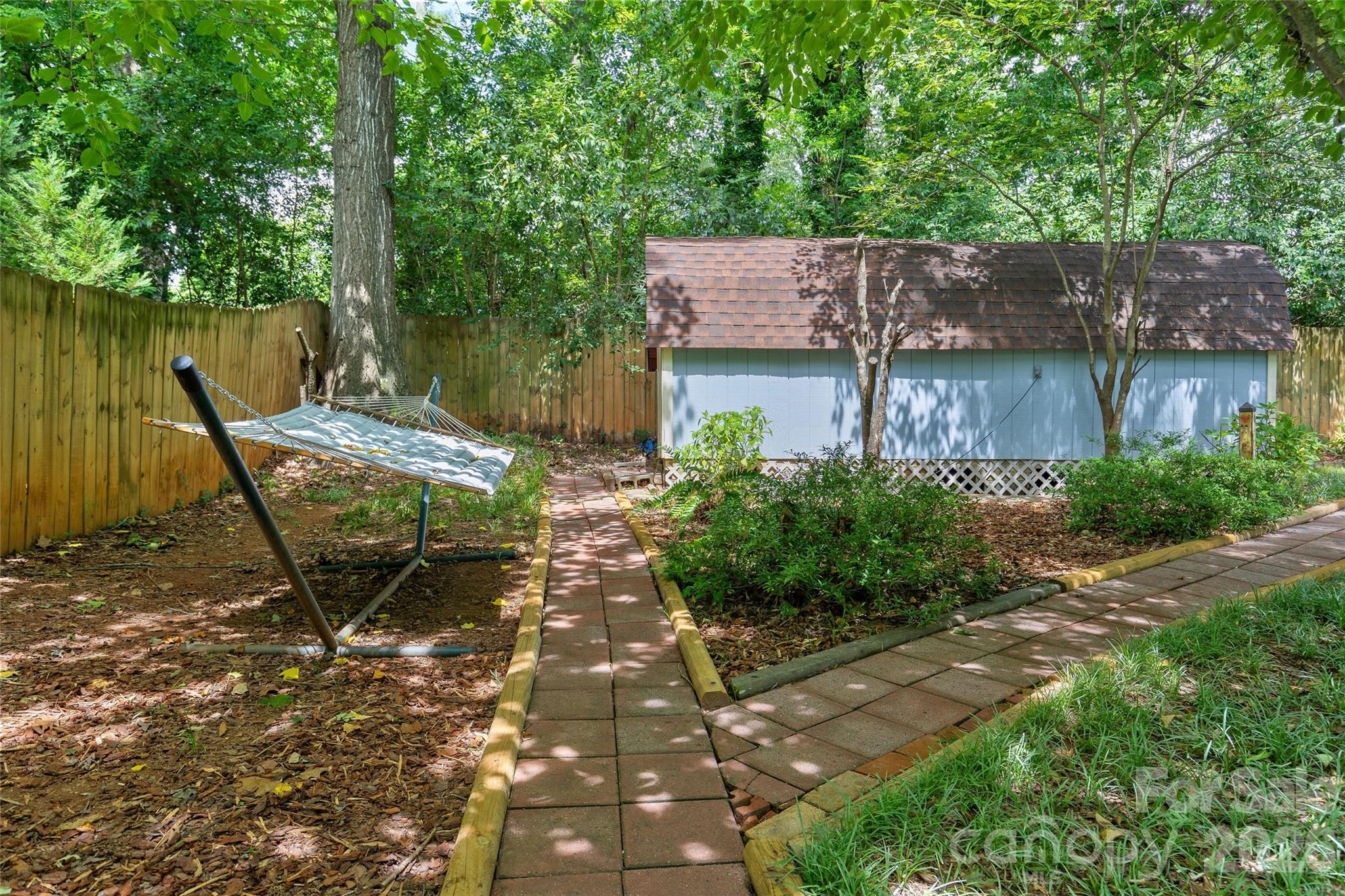 6326 Rosecrest Drive — Charlotte