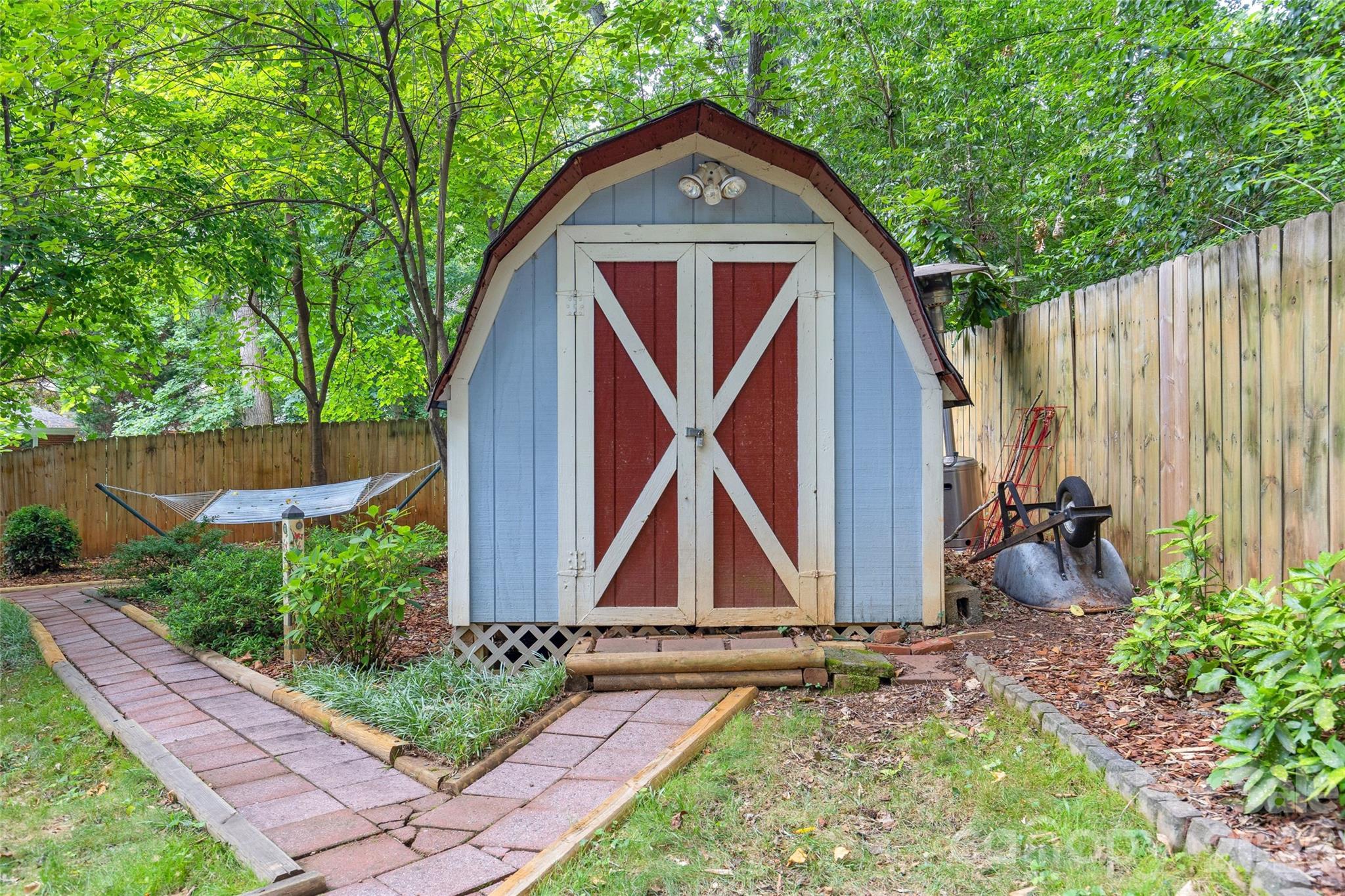 6326 Rosecrest Drive — Charlotte