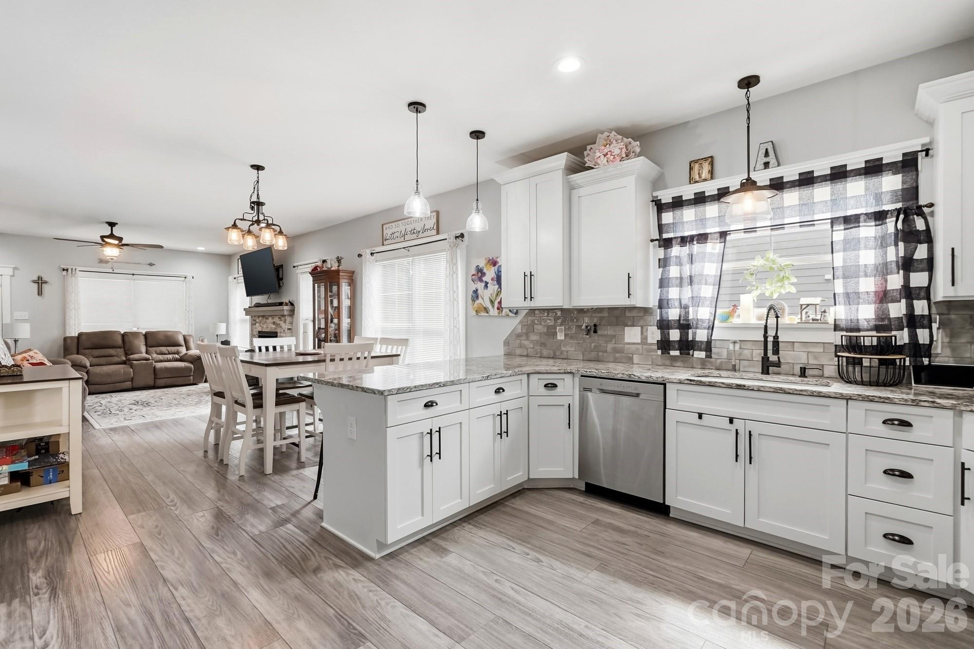 304 E Florida Avenue — Bessemer City