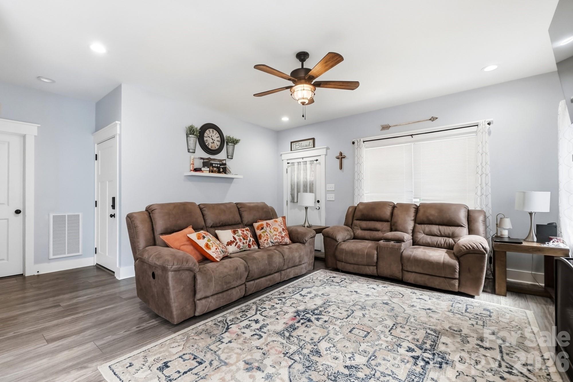 304 E Florida Avenue — Bessemer City