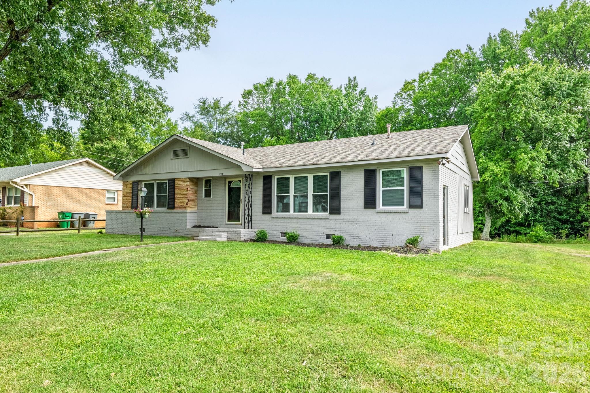 2917 Dalecrest Drive — Charlotte