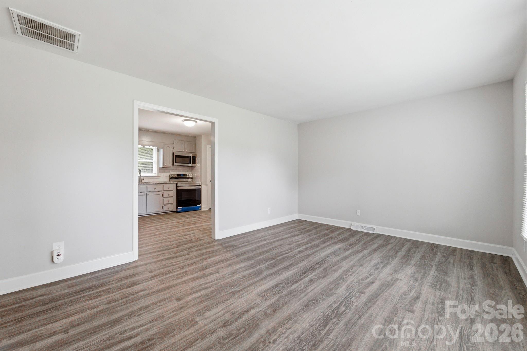 2917 Dalecrest Drive — Charlotte