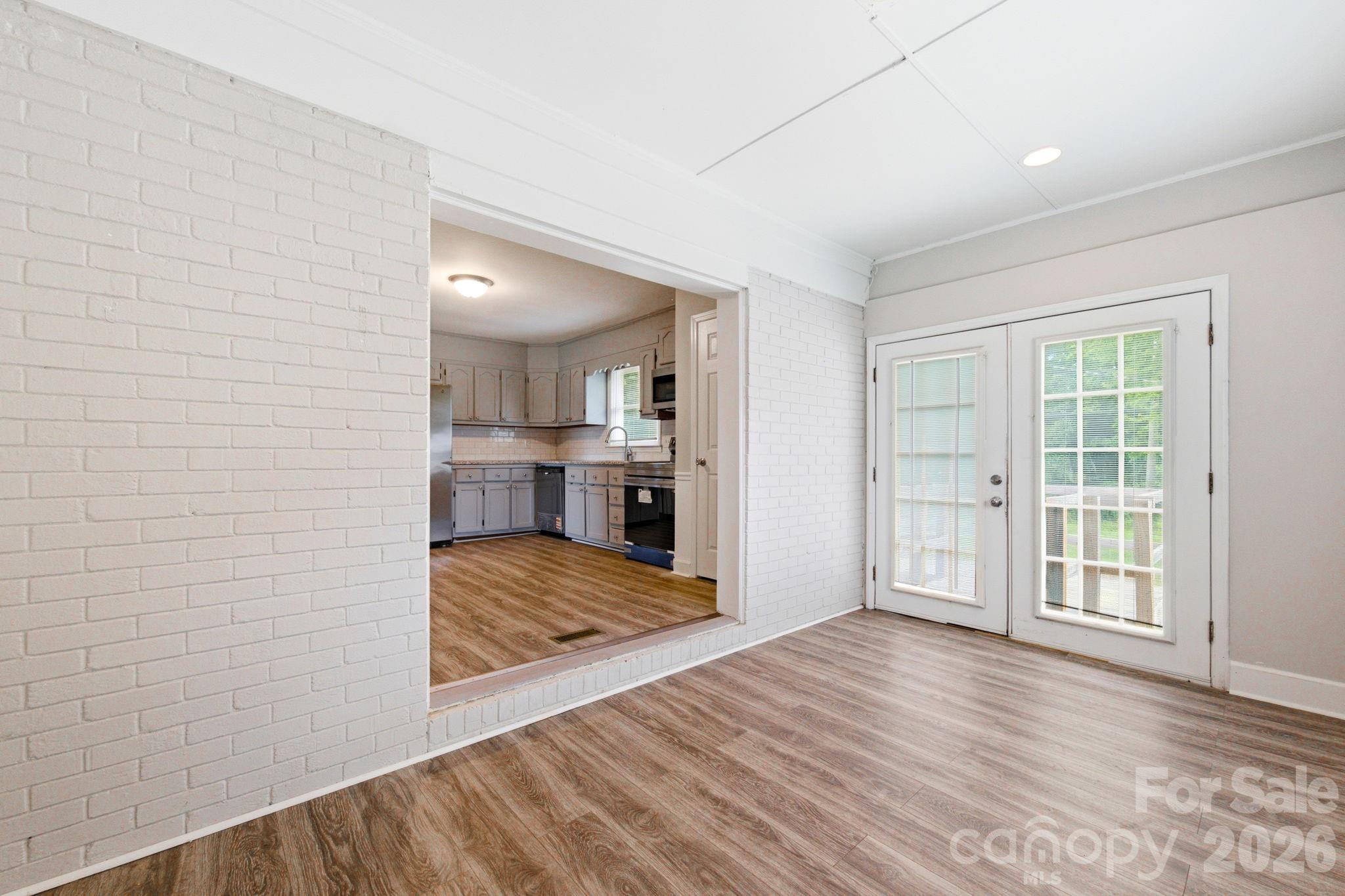 2917 Dalecrest Drive — Charlotte