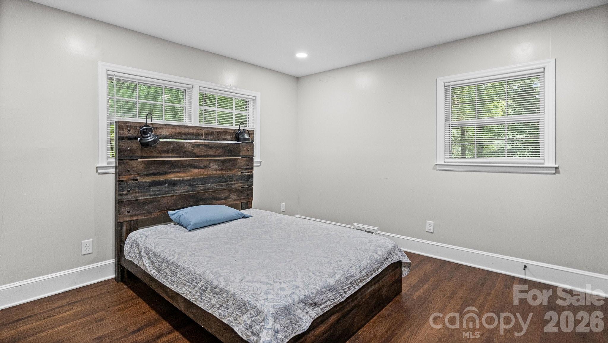 7515 Shady Lane — Charlotte