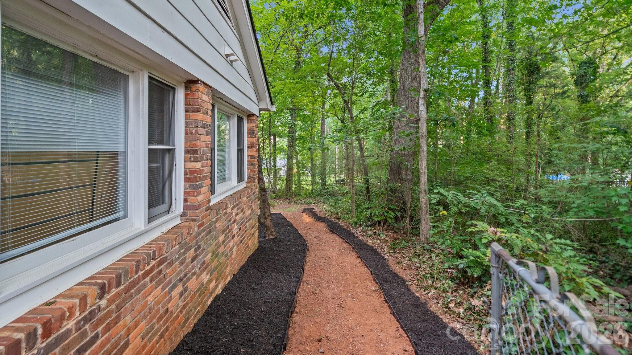 7515 Shady Lane — Charlotte