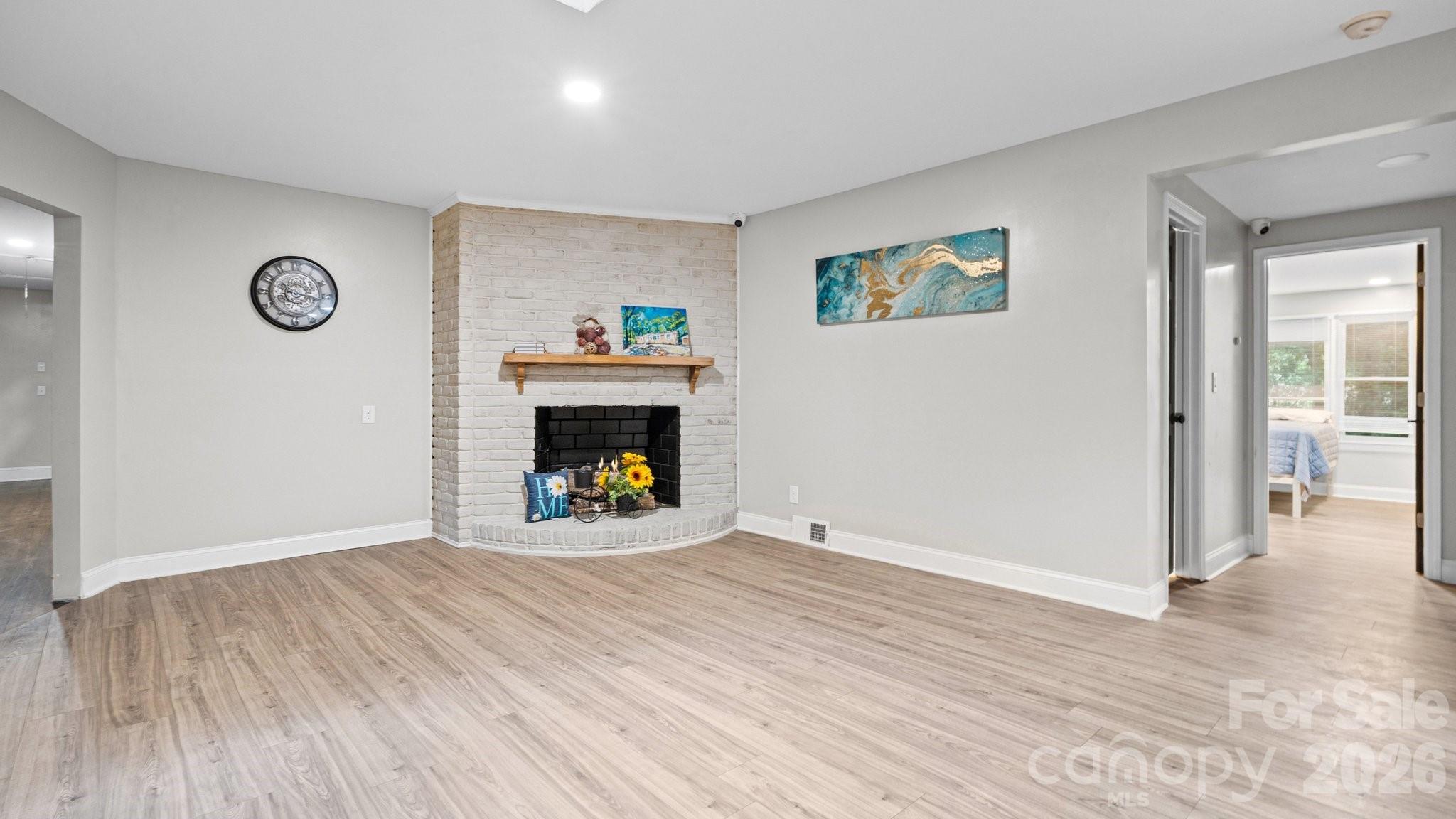 7515 Shady Lane — Charlotte