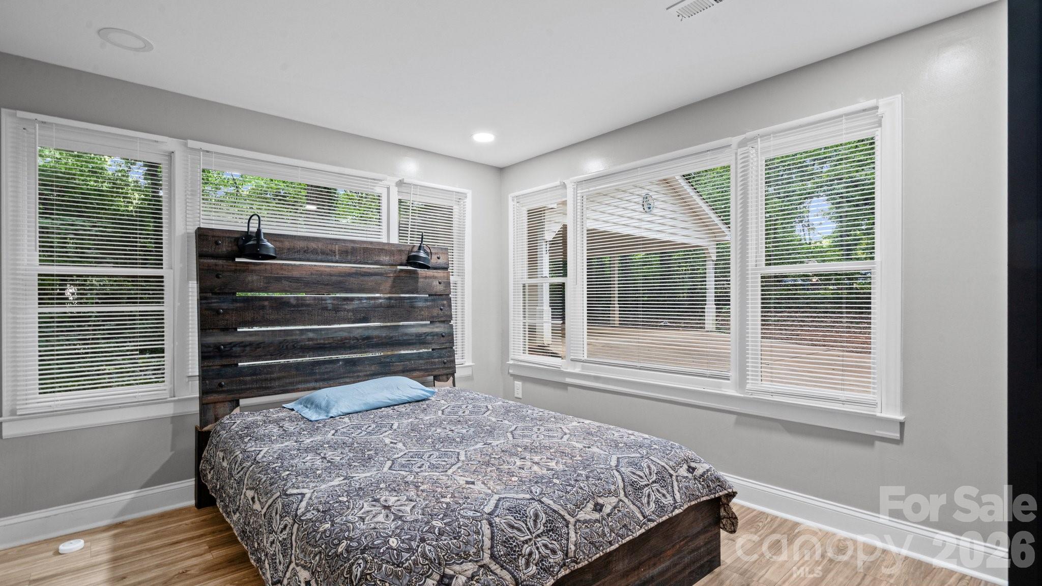 7515 Shady Lane — Charlotte