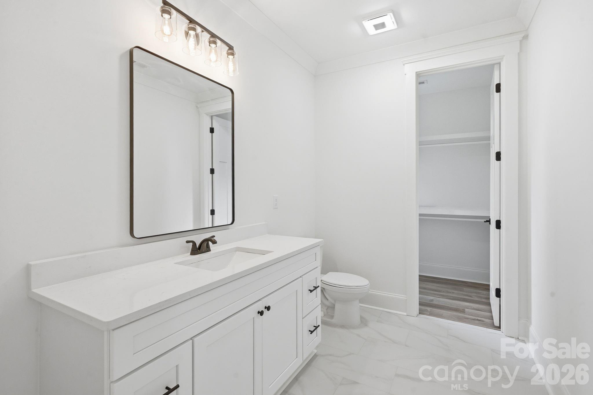 301 Spanish Oak Lane — Gastonia