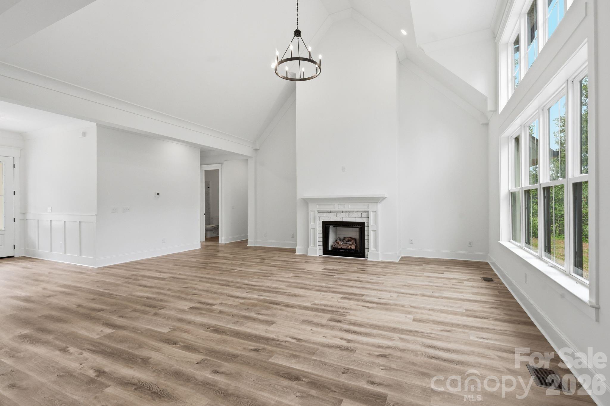 301 Spanish Oak Lane — Gastonia
